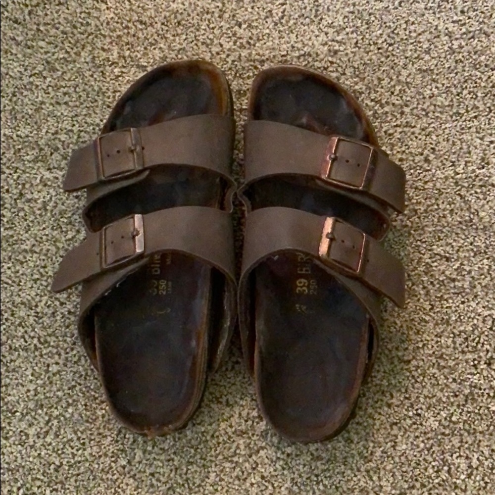 Birkenstock’s size 39